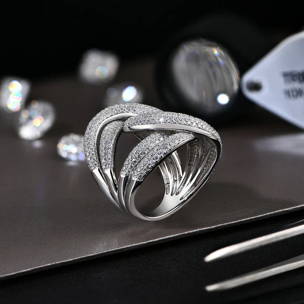 Dubai Moissanite Ring