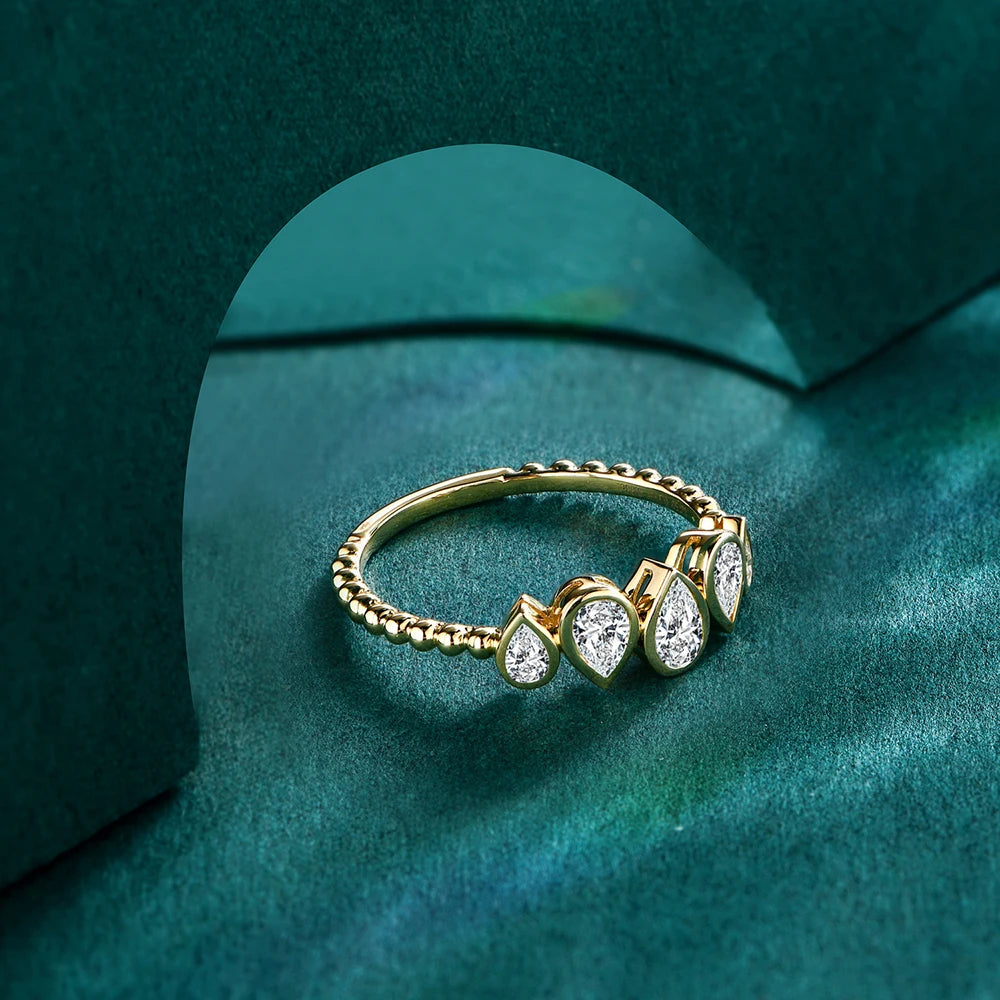 Verona Moissanite Ring